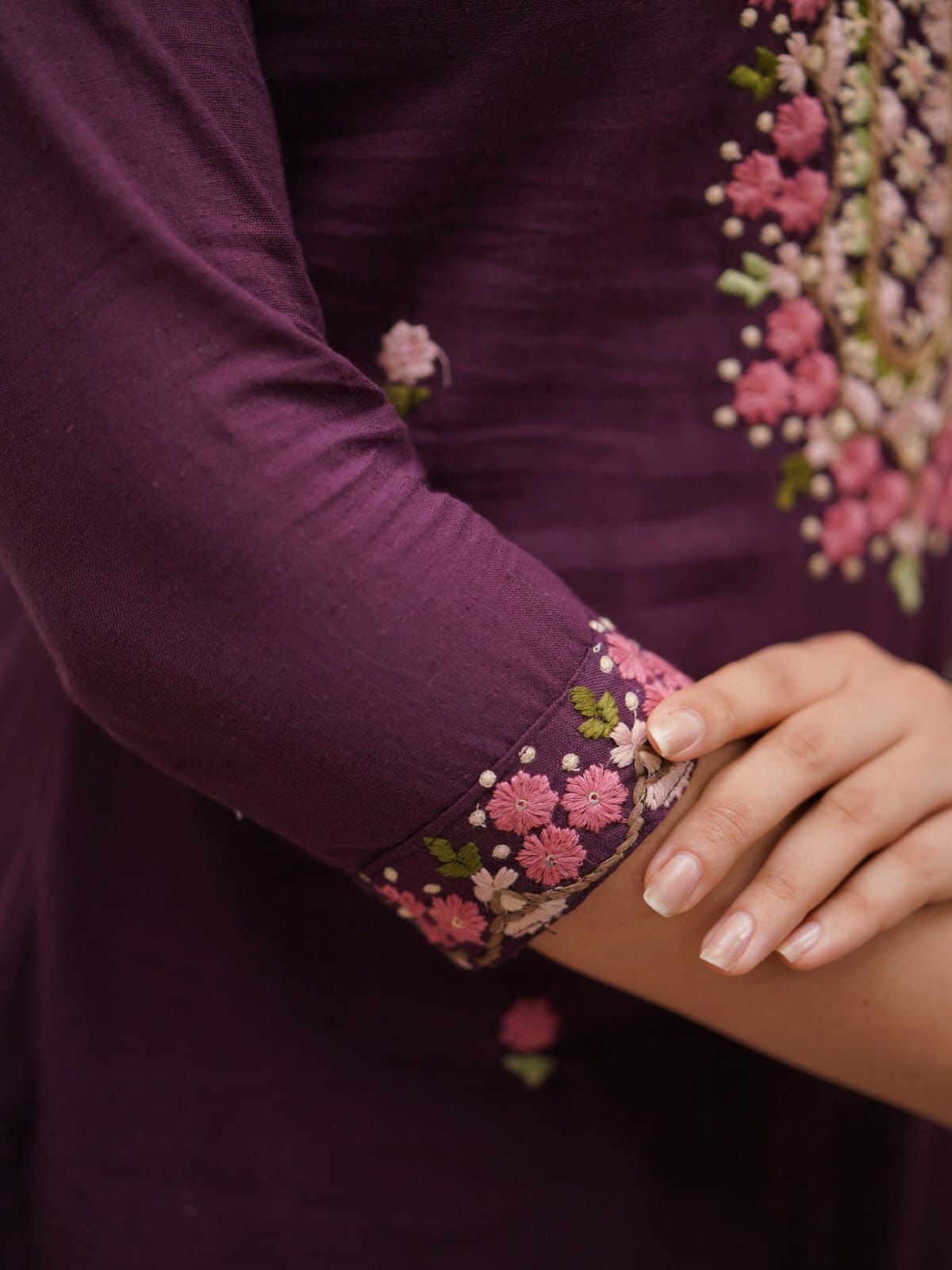 Elegant Embroidered Cotton Kurta Set with Malmal Dupatta - rykardia