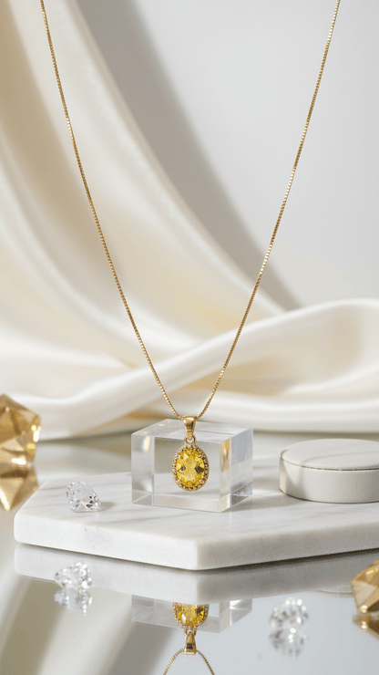 Gold Oval Pendant Necklace | Anti-Tarnish Minimalist Jewelry - rykardia