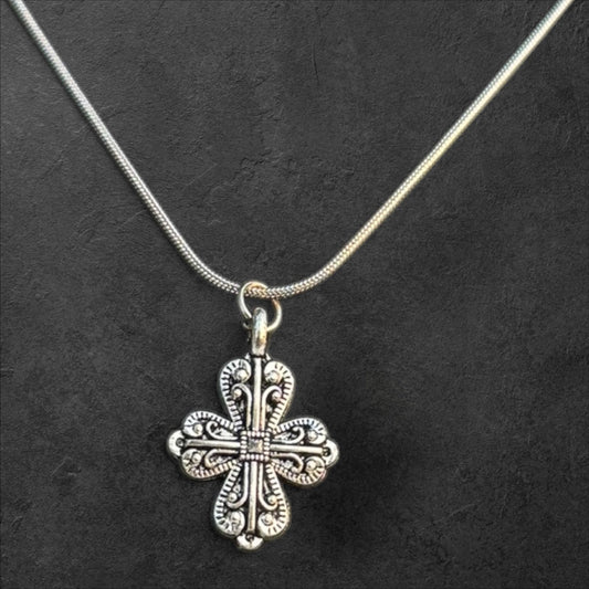 Ornate Filigree Cross Pendant Necklace - rykardia